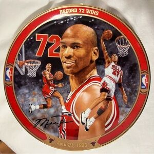 Michael Jordan Chicago Bulls porcelain collectors plate - Record 72 wins